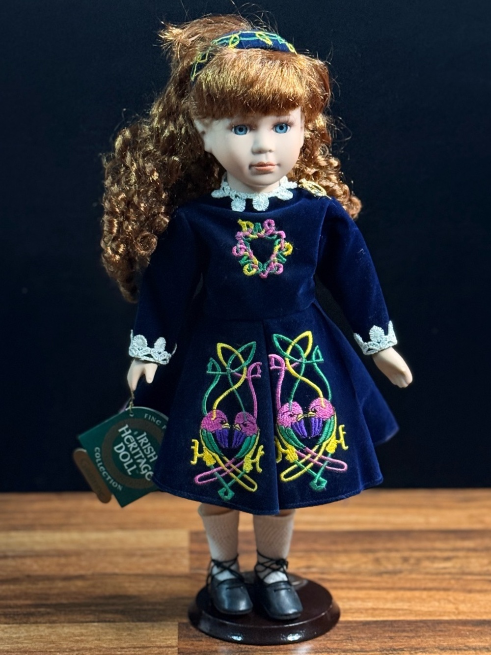 IRISH HERITAGE DOLL “Grainne” Fine Porcelain Collection Doll